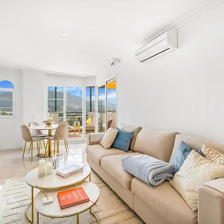 Stunning In Puerto Banus Apartment
