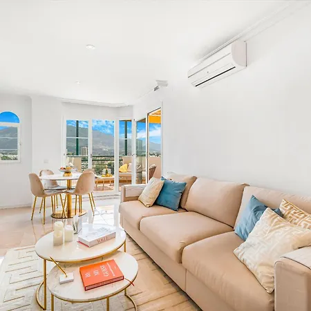 Apartment Stunning In Puerto Banus *