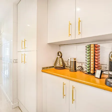 Stunning In Puerto Banus Apartment *
