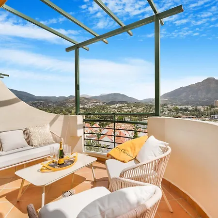 Apartment Stunning In Puerto Banus Marbella